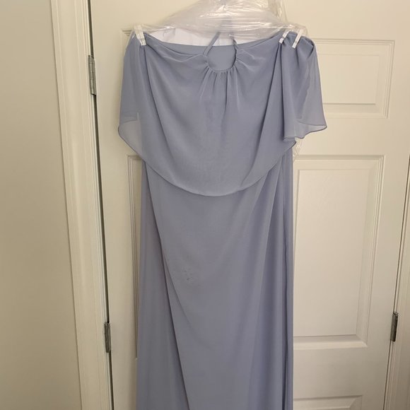 Nouvelle Amsale Style N305 Large Chiffon Rain - Picture 3 of 4